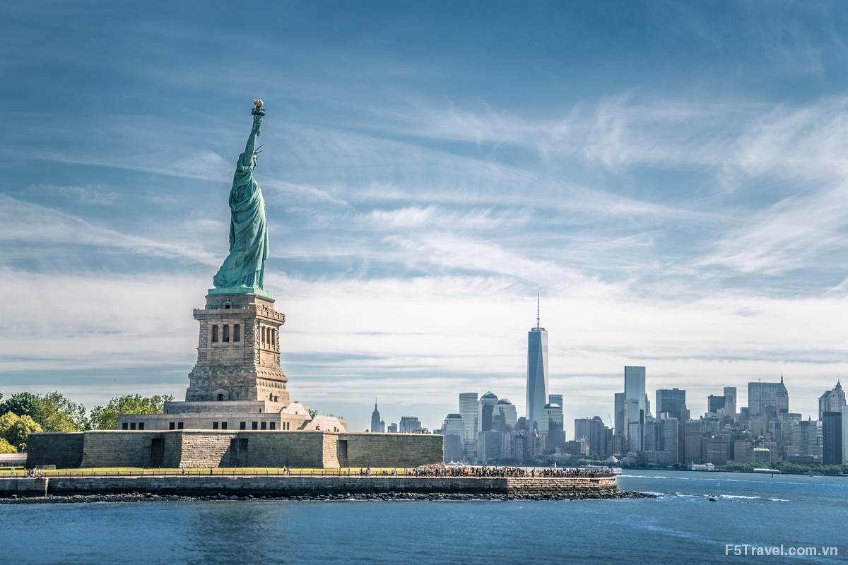 Two Hour Walking Tour of Manhattan